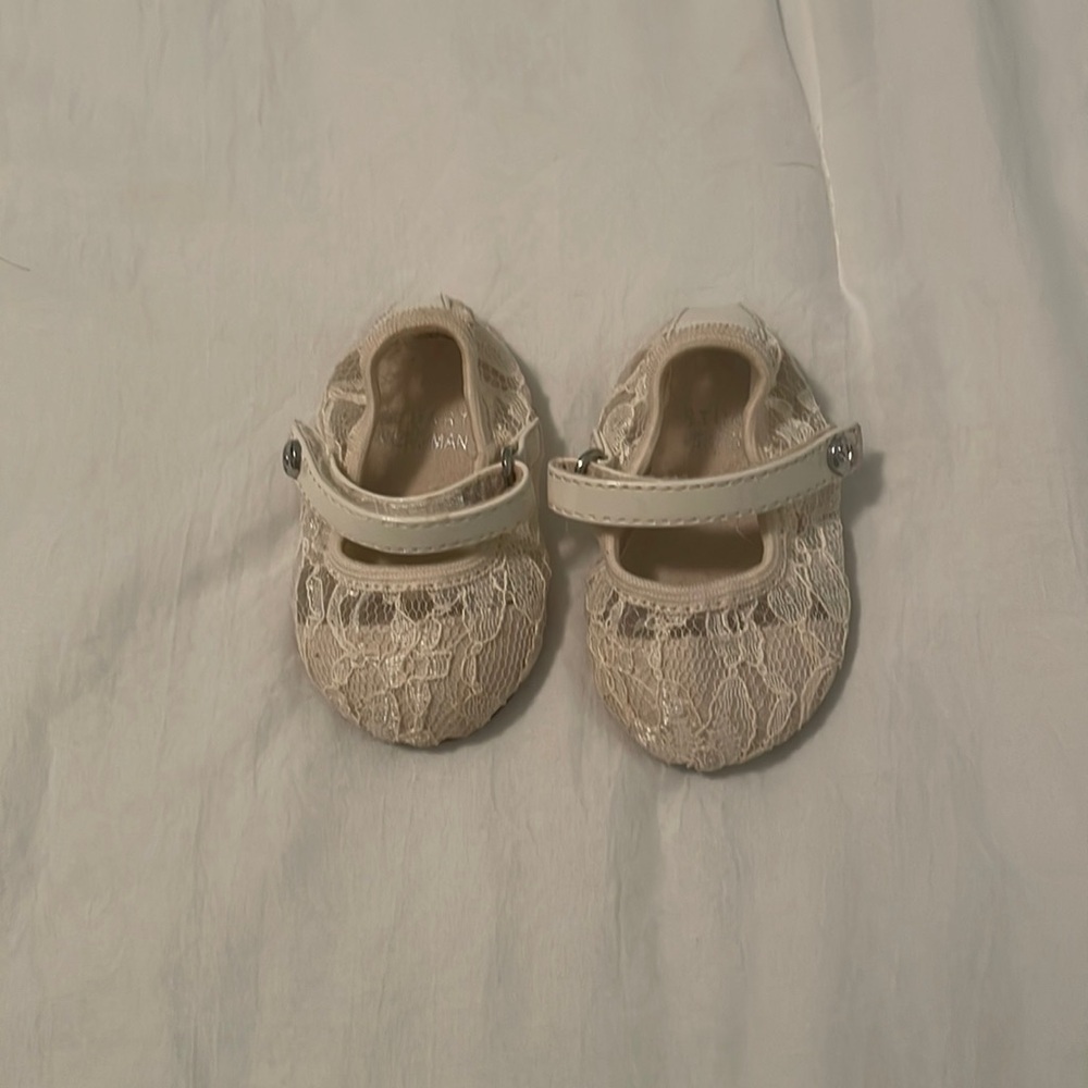 Stuart Weitzman lace baby shoes